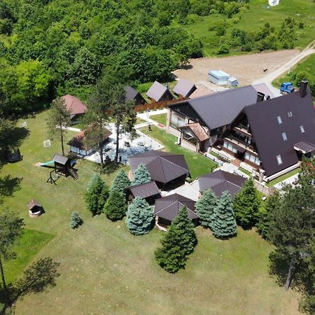 Hotel Babino Brdo Derventa 外观 照片