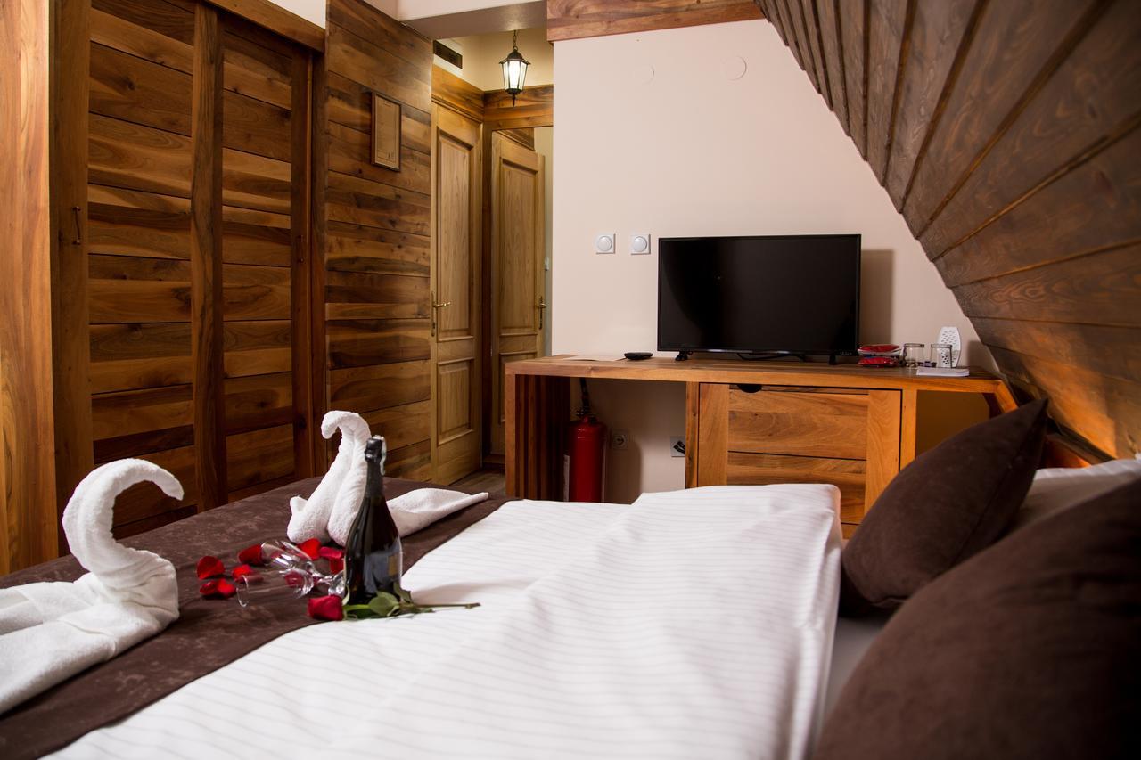 Hotel Babino Brdo Derventa 外观 照片